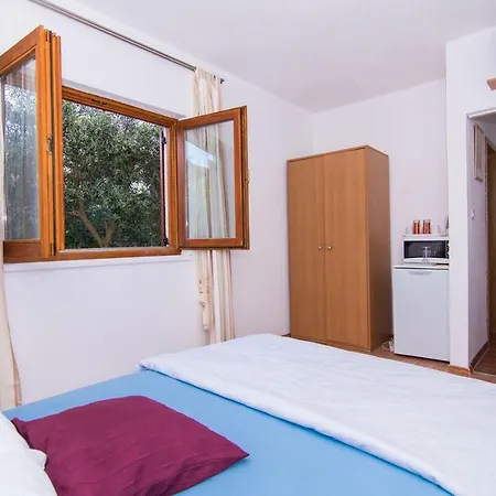 بيت ضيافة Double 17609b